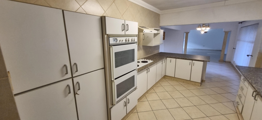 4 Bedroom Property for Sale in Elandsrand North West
